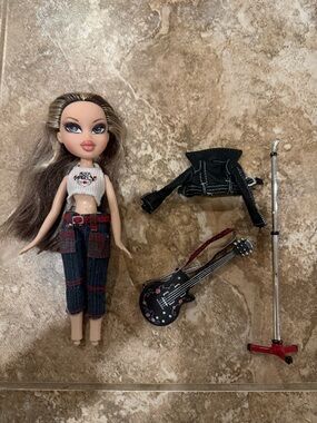 Bratz Rock Angelz Cloe 2005 Vintage MGA